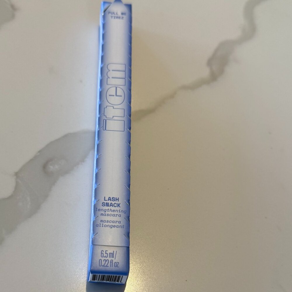 ✨CLOSET CLEAR OUT ✨Item Beauty - Lash Snack Lengthening Mascara
